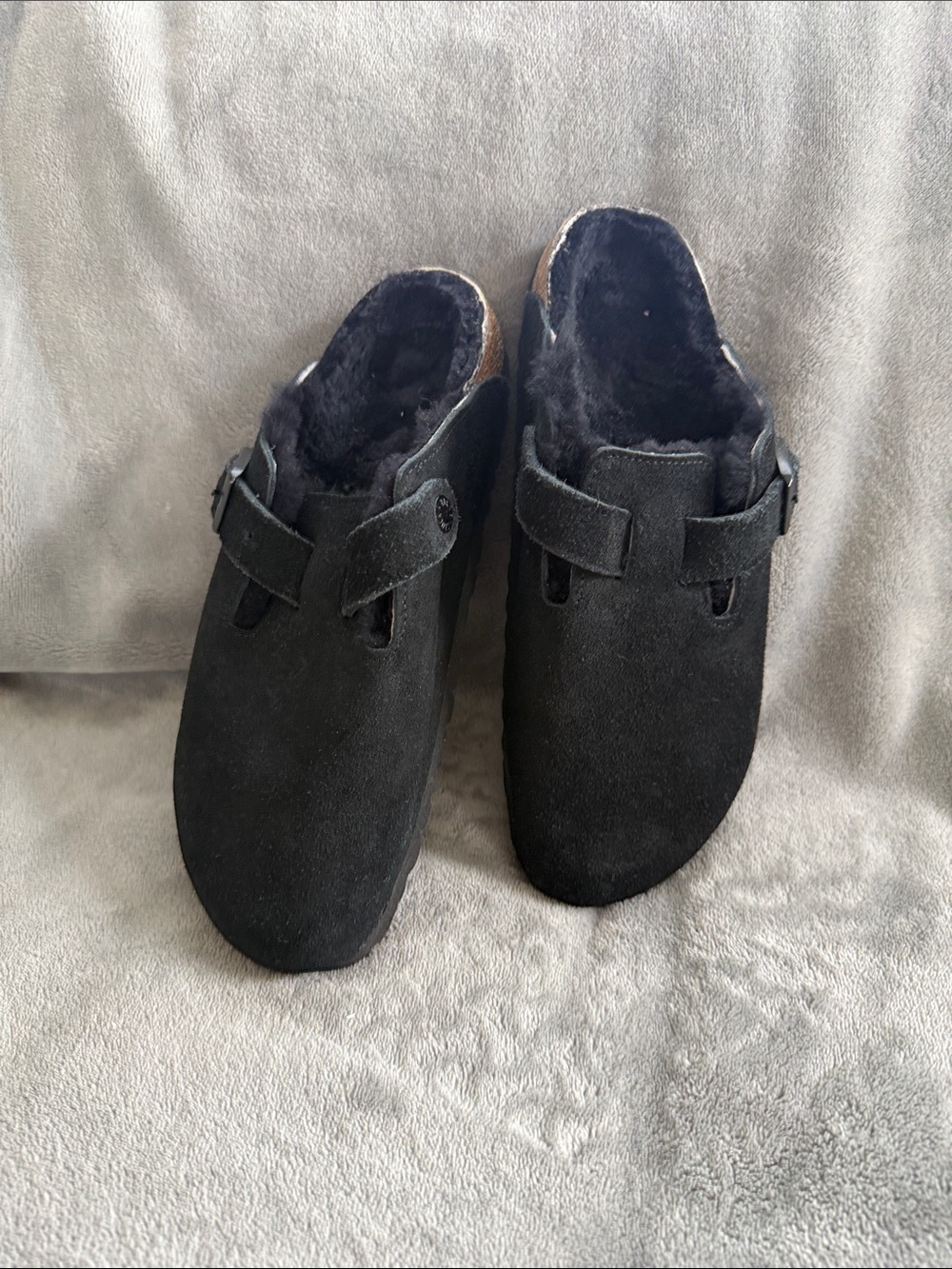 Birkenstock cozy Black Suede Clog - Picture 2 of 6